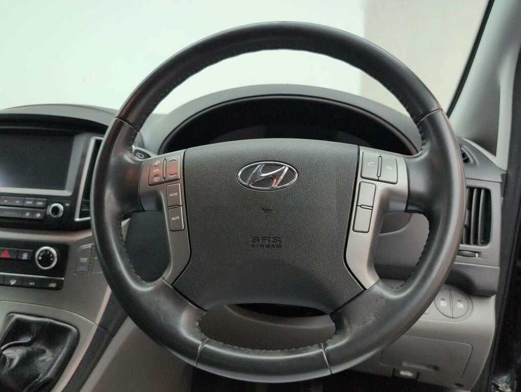 Hyundai I800 2.5 Crdi Se Mpv Euro 6 170 Ps Silver #23