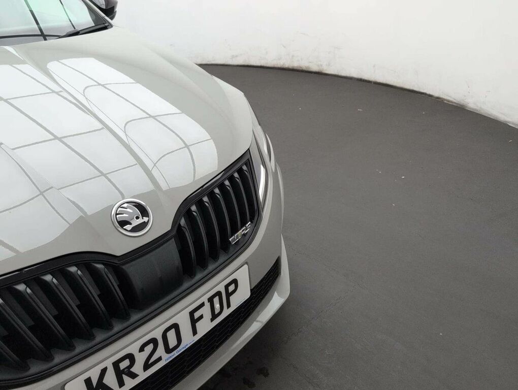 Skoda Octavia 1.6 Tdi Se Technology Estate Eur White #35