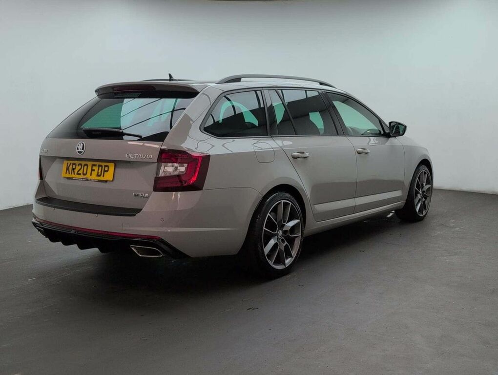 Skoda Octavia 1.6 Tdi Se Technology Estate Eur White #8
