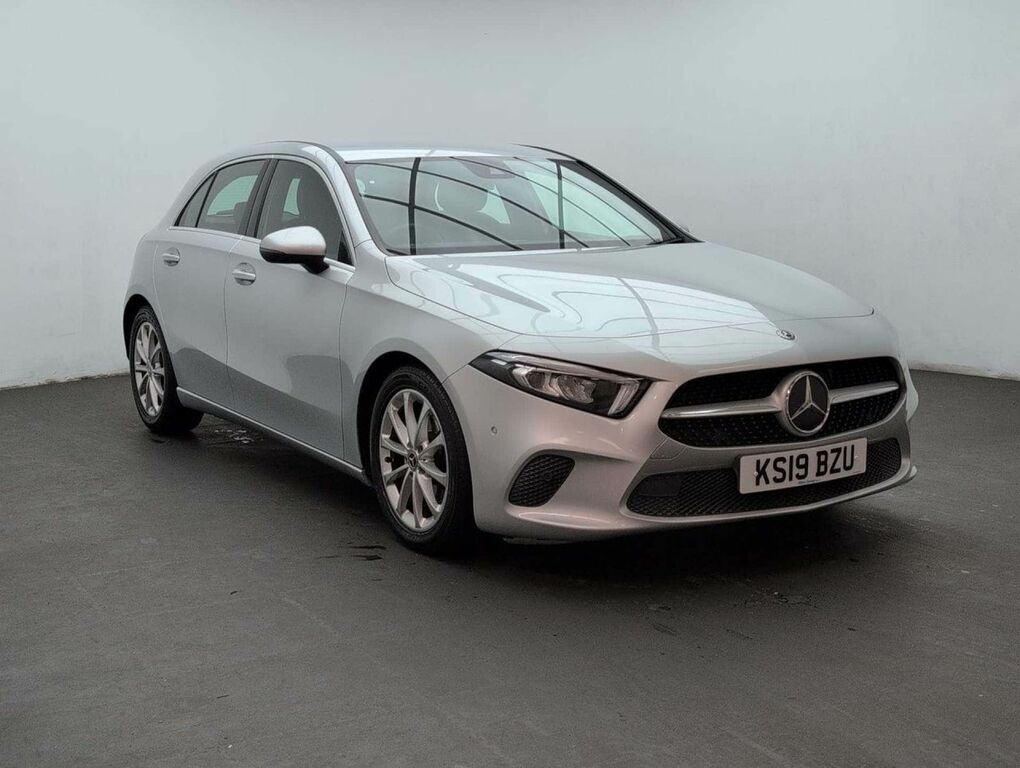 Mercedes-Benz A Class 1.5 A 180 Sport Executive D Silver #2