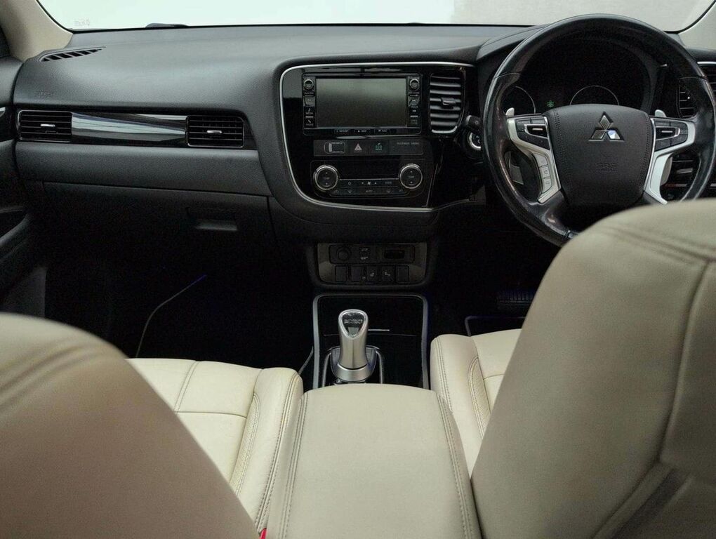 Mitsubishi Outlander 4X4 2.0H 12Kwh 4H Cvt 4Wd Euro 6 Ss 20176 White #26
