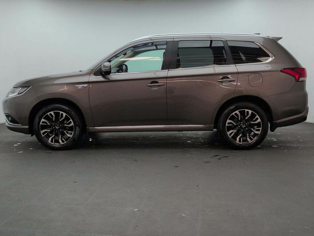 Mitsubishi Outlander 2.0 Outlander 5H Phev Cvt 4Wd Brown #5