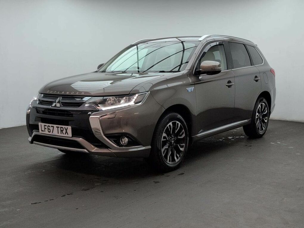 Mitsubishi Outlander 2.0 Outlander 5H Phev Cvt 4Wd Brown #4