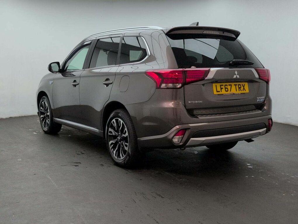 Mitsubishi Outlander 2.0 Outlander 5H Phev Cvt 4Wd Brown #6