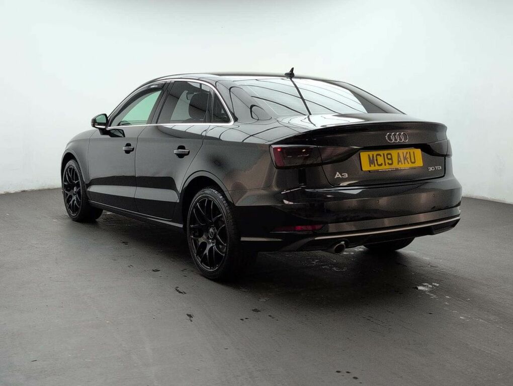 Audi A3 1.6 A3 Sport 30 Tdi Black #6