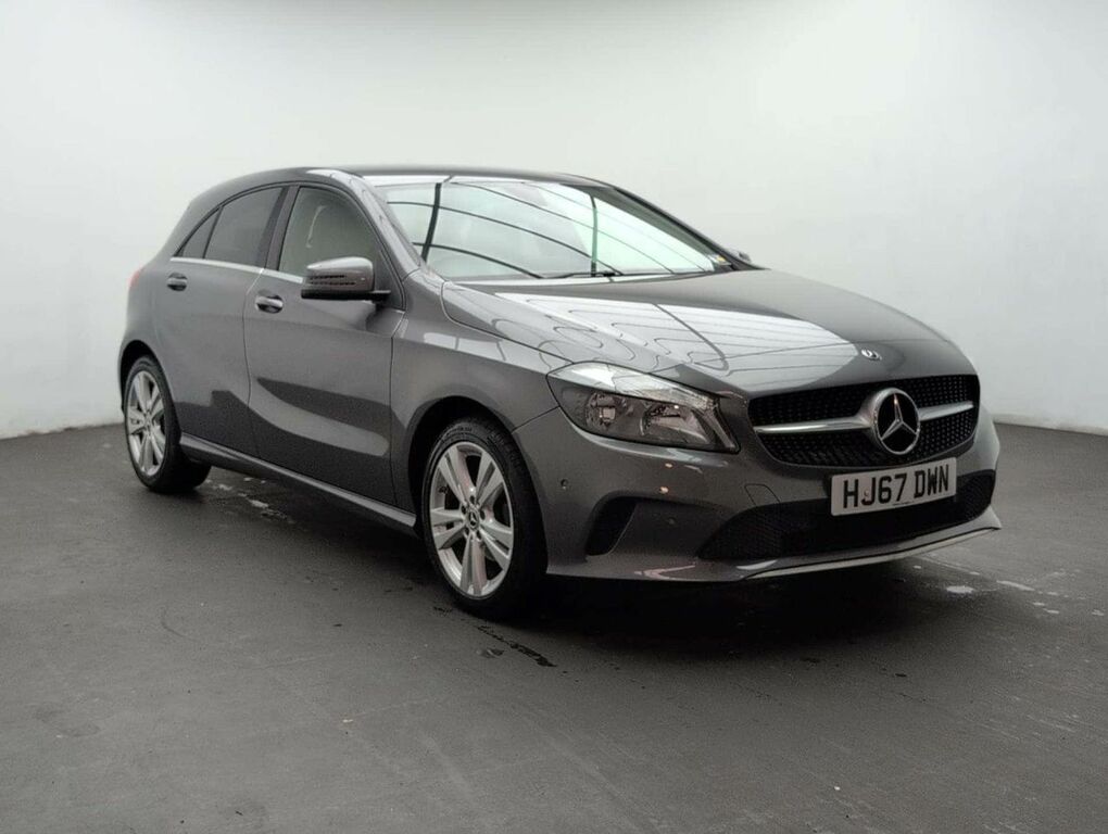 Mercedes-Benz A Class 1.5 A 180 D Sport Executive Grey #2