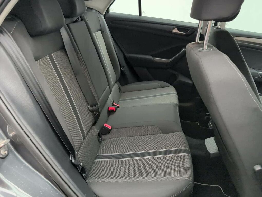 Volkswagen T-Roc 1.5 Tsi United 150Ps Evo Silver #25