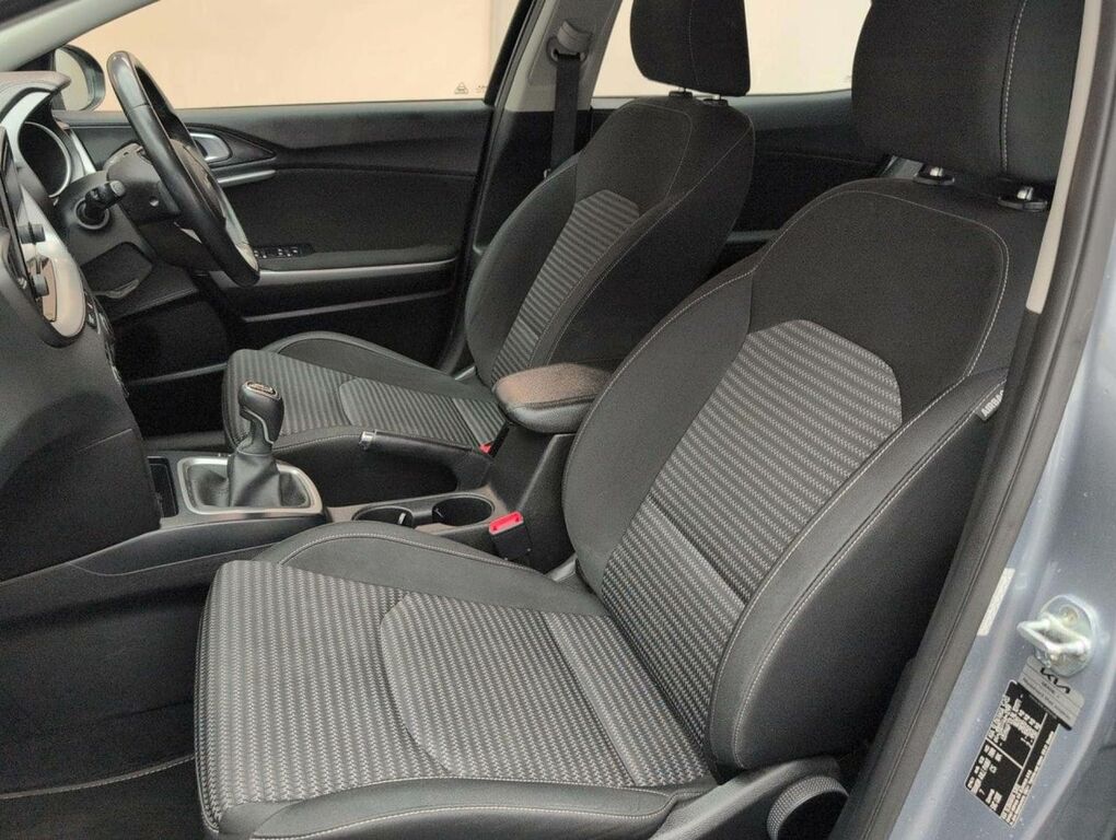 Kia Xceed 1.5 T-gdi 4 Suv Euro 6 Ss 15 Silver #30