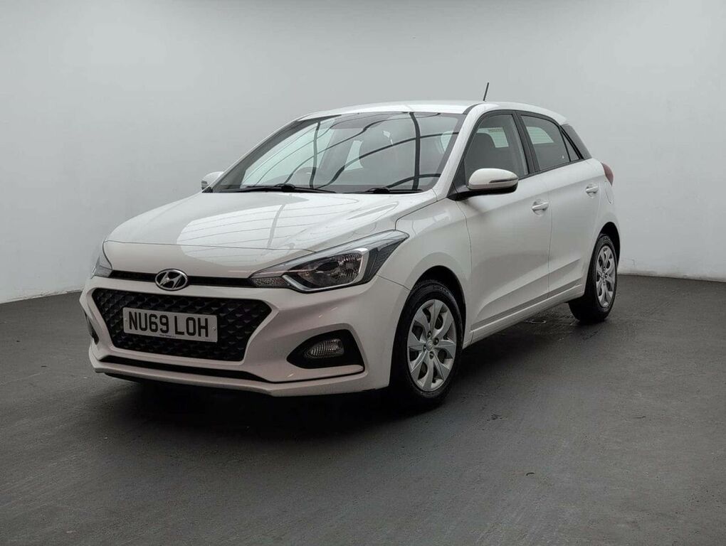 Hyundai I20 1.2 I20 S Connect Mpi White #4