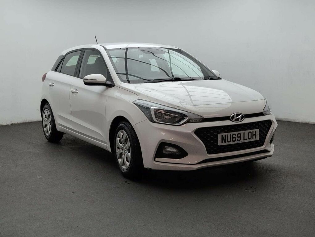 Hyundai I20 1.2 I20 S Connect Mpi White #2
