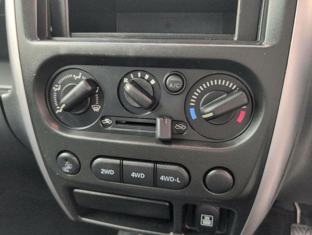 Suzuki Jimny Suzuki Jimny 1.3 Jimny Sz4 4X4 4Wd White #14