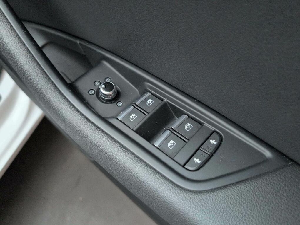Audi A4 2.0 Tfsi S Line Estate S Tronic Euro 6 Silver #24