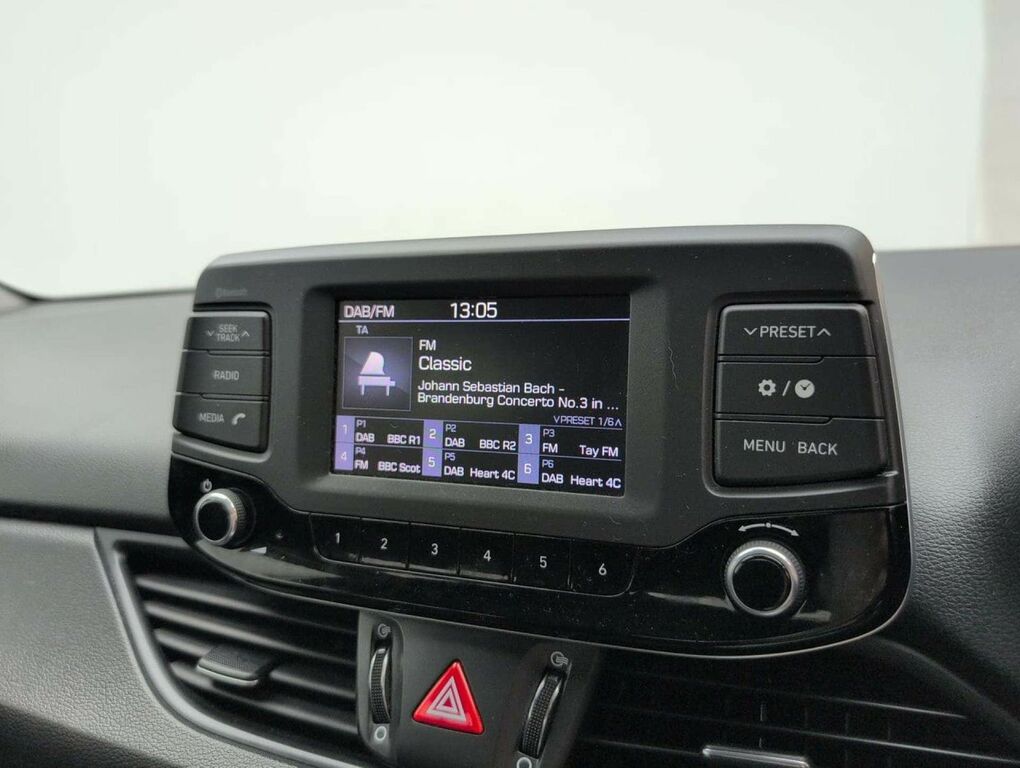Hyundai I30 1.0 T-gdi Blue Drive Se Nav Euro 6 Ss Black #13
