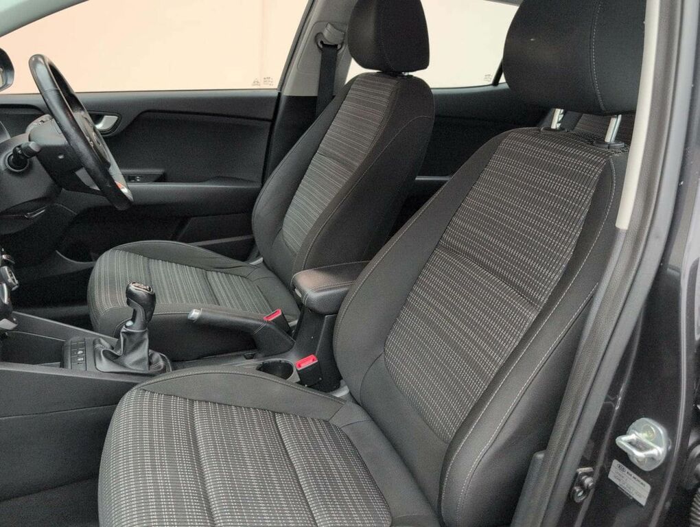 Kia Stonic Kia Stonic 1.0 T-gdi 3 Suv Euro White #29