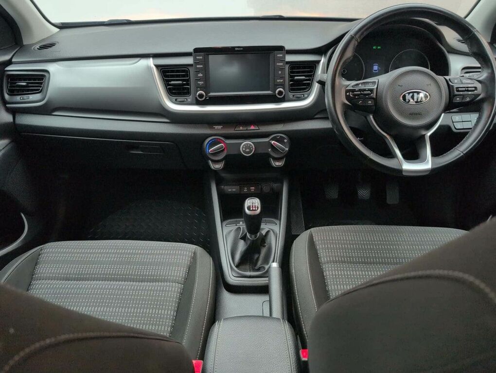 Kia Stonic Kia Stonic 1.0 T-gdi 3 Suv Euro White #24