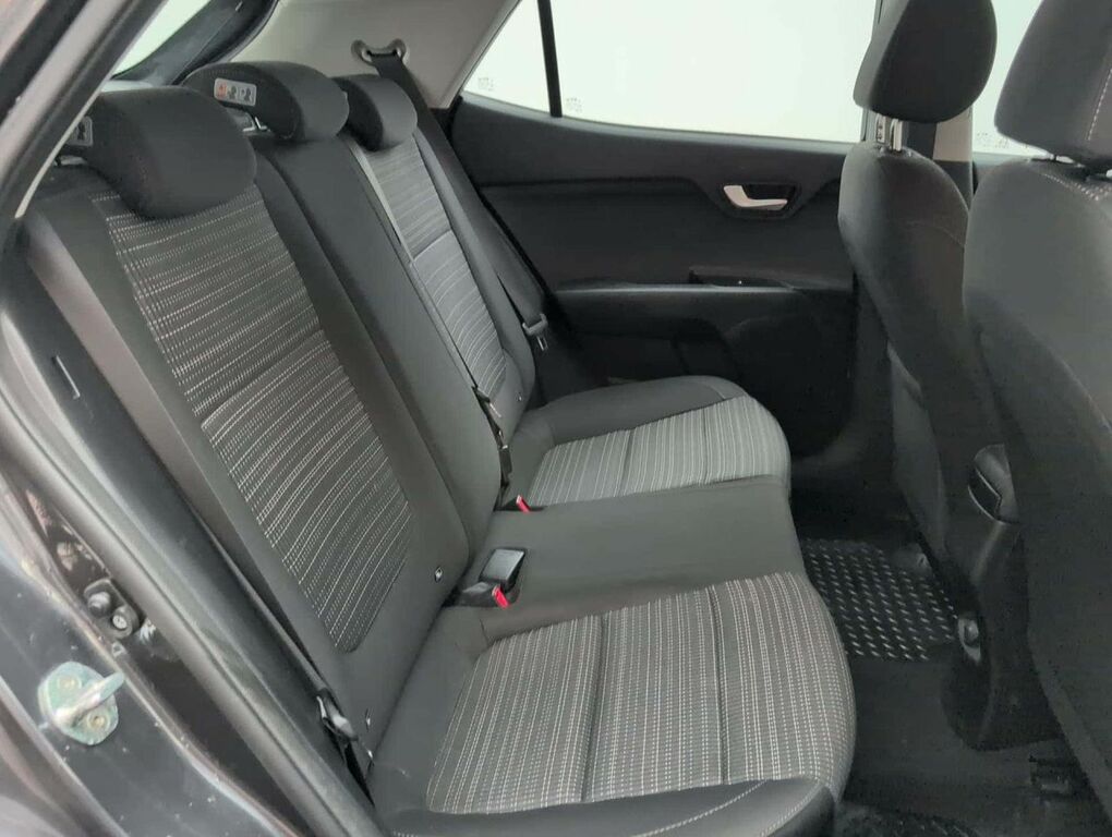 Kia Stonic Kia Stonic 1.0 T-gdi 3 Suv Euro White #25