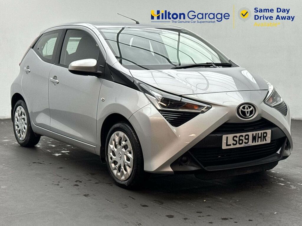Toyota Aygo X 1.0 Aygo X-play Vvt-i Silver