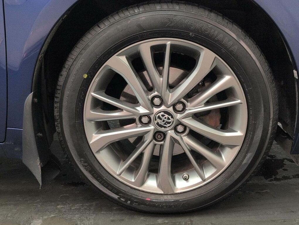 Toyota Avensis 1.6D Business Edition Blue #10