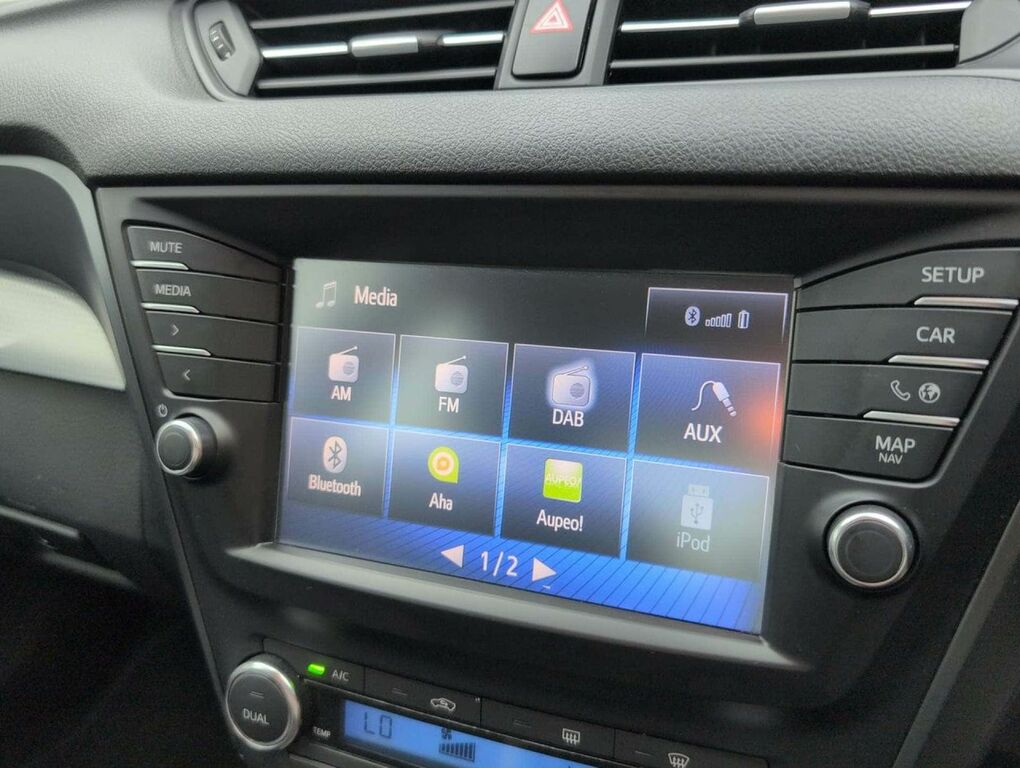 Toyota Avensis 1.6D Business Edition Blue #14