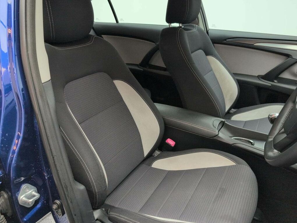 Toyota Avensis 1.6D Business Edition Blue #12