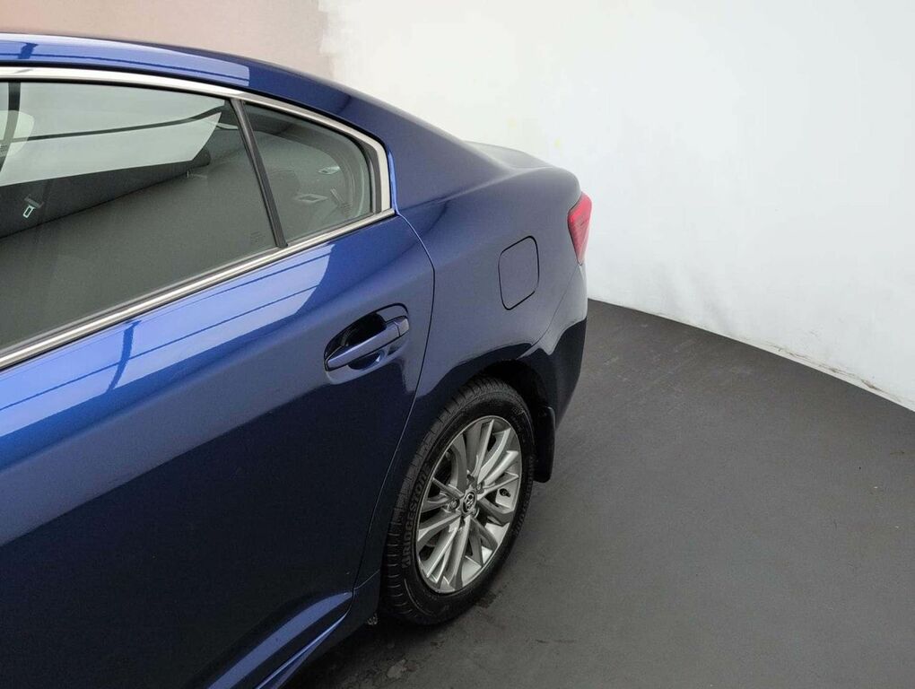 Toyota Avensis 1.6D Business Edition Blue #32