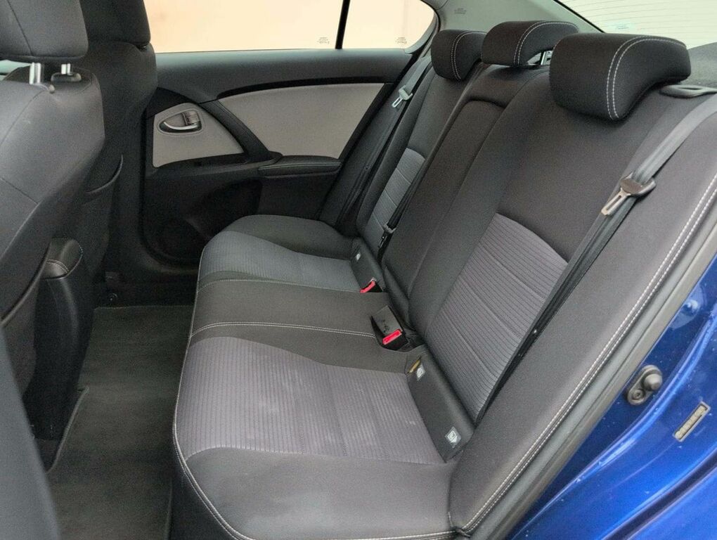 Toyota Avensis 1.6D Business Edition Blue #29