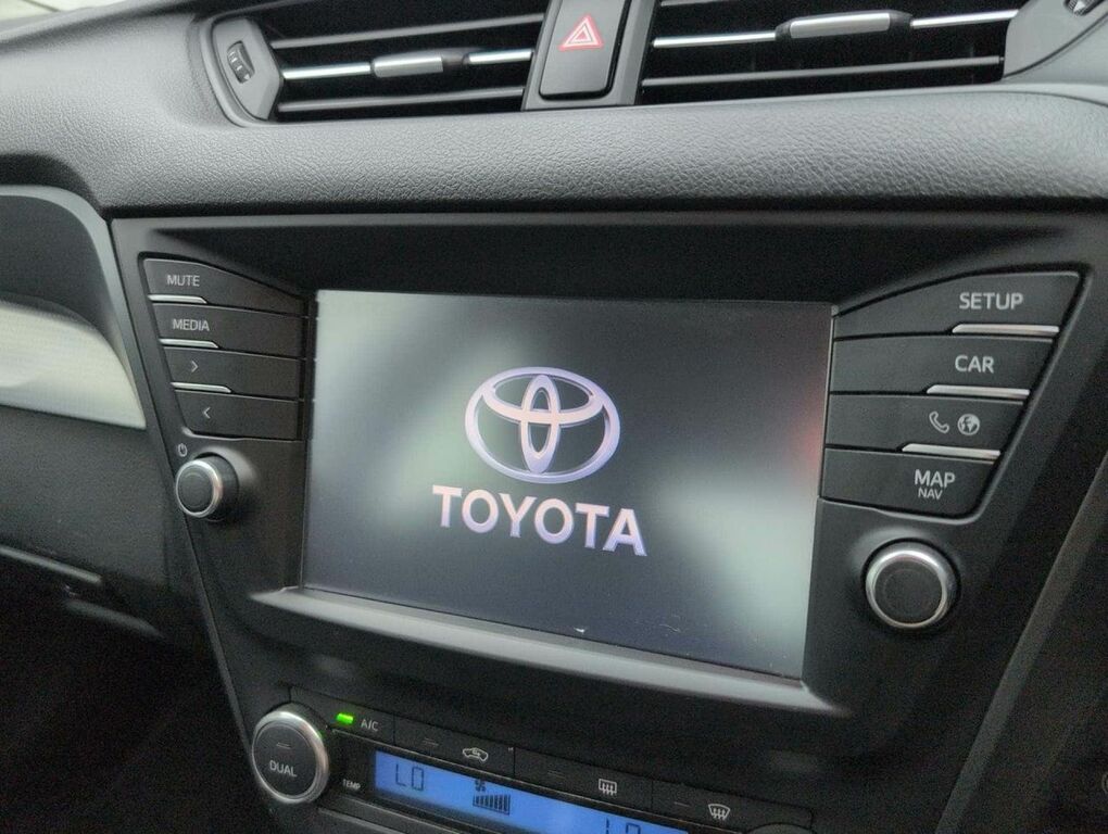 Toyota Avensis 1.6D Business Edition Blue #13