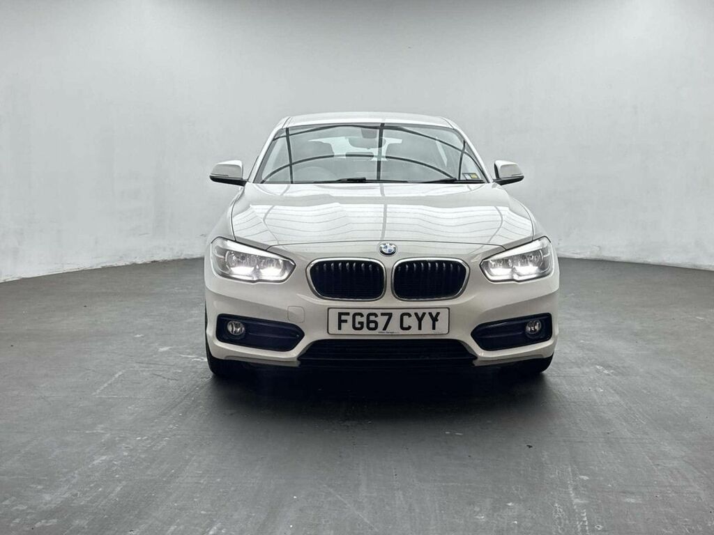 BMW 1 Series 1.5 118I Sport White #3