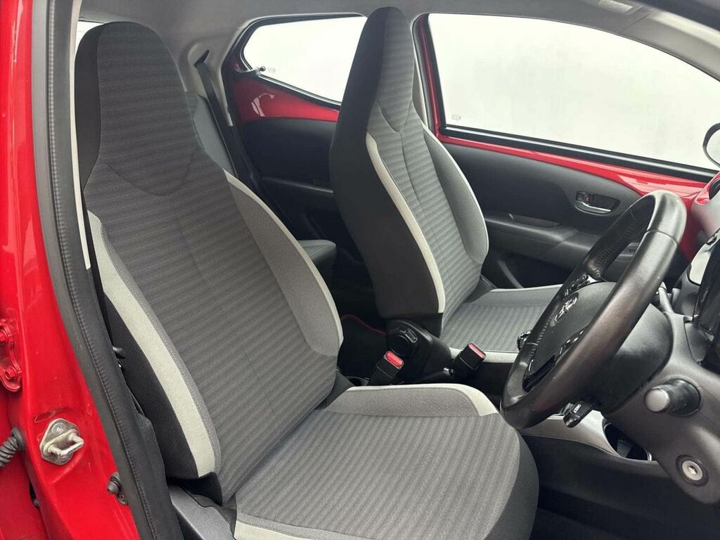 Toyota Aygo X Aygo X-play Tss Vvt-i Black #12