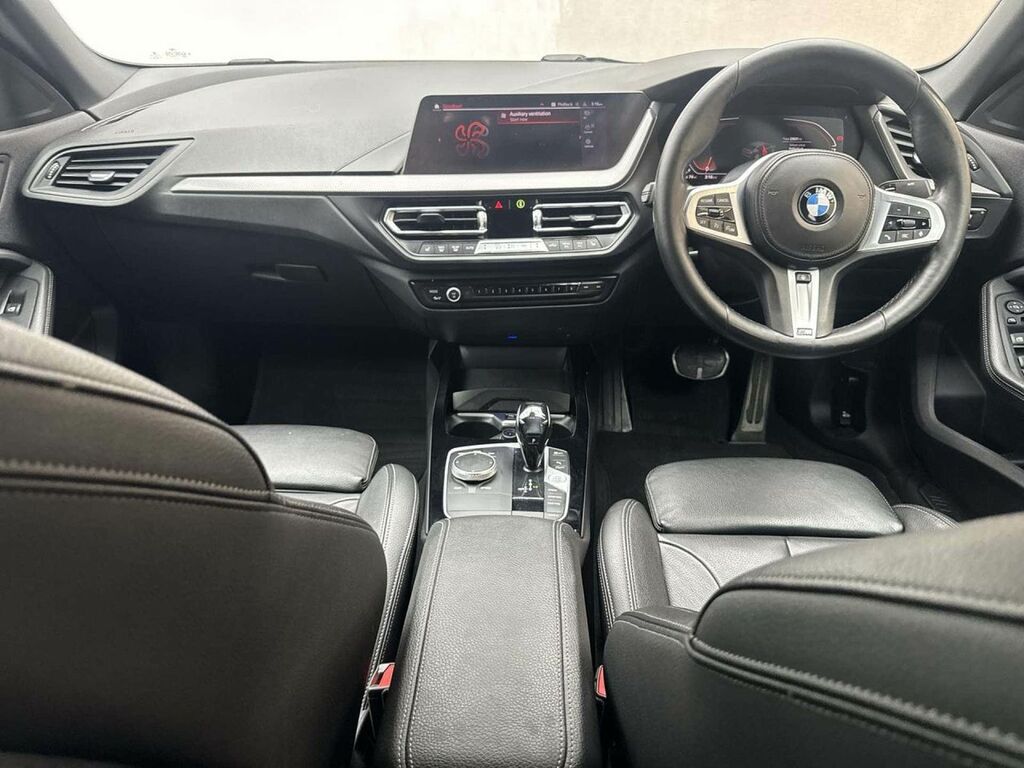 BMW 2 Series 1.5 218I M Sport Saloon Dct 136 Ps Black #27