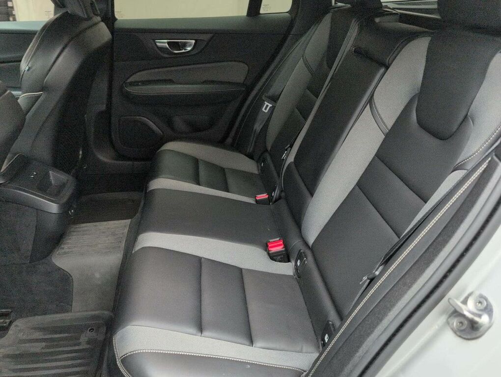 Volvo V60 2.0 B3 Mhev Inscription Estate Hybrid A  #28