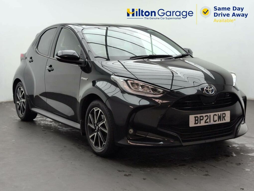 Toyota Yaris 1.5 Yaris Design Hev Cvt Black