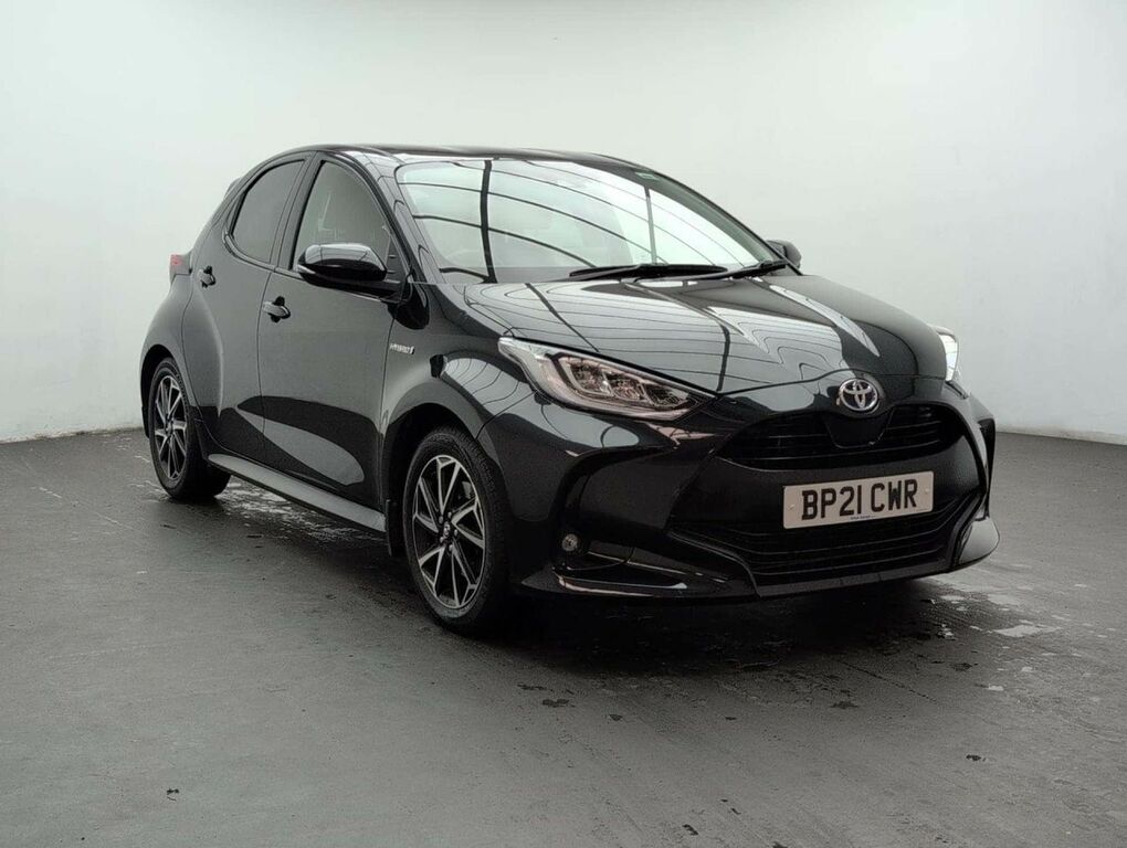 Toyota Yaris 1.5 Yaris Design Hev Cvt Black #2