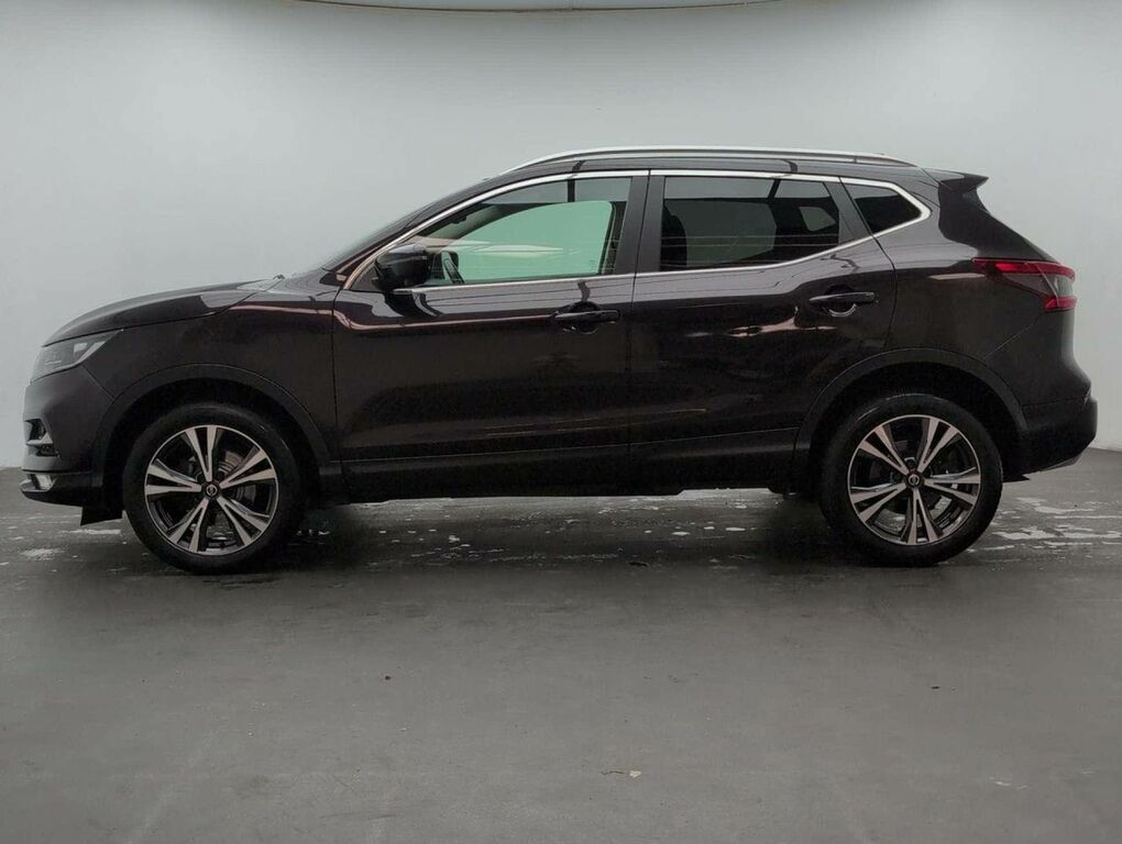 Nissan Qashqai 1.3 Qashqai N-connecta Dig-t Black #5