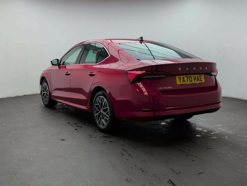 Skoda Octavia 1.5 Octavia Se L Tsi Red #6