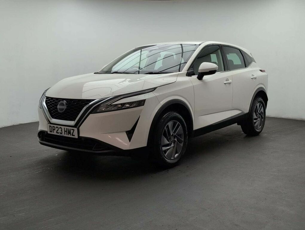 Nissan Qashqai 1.3 Qashqai Acenta Premium Dig-t Mhev White #4