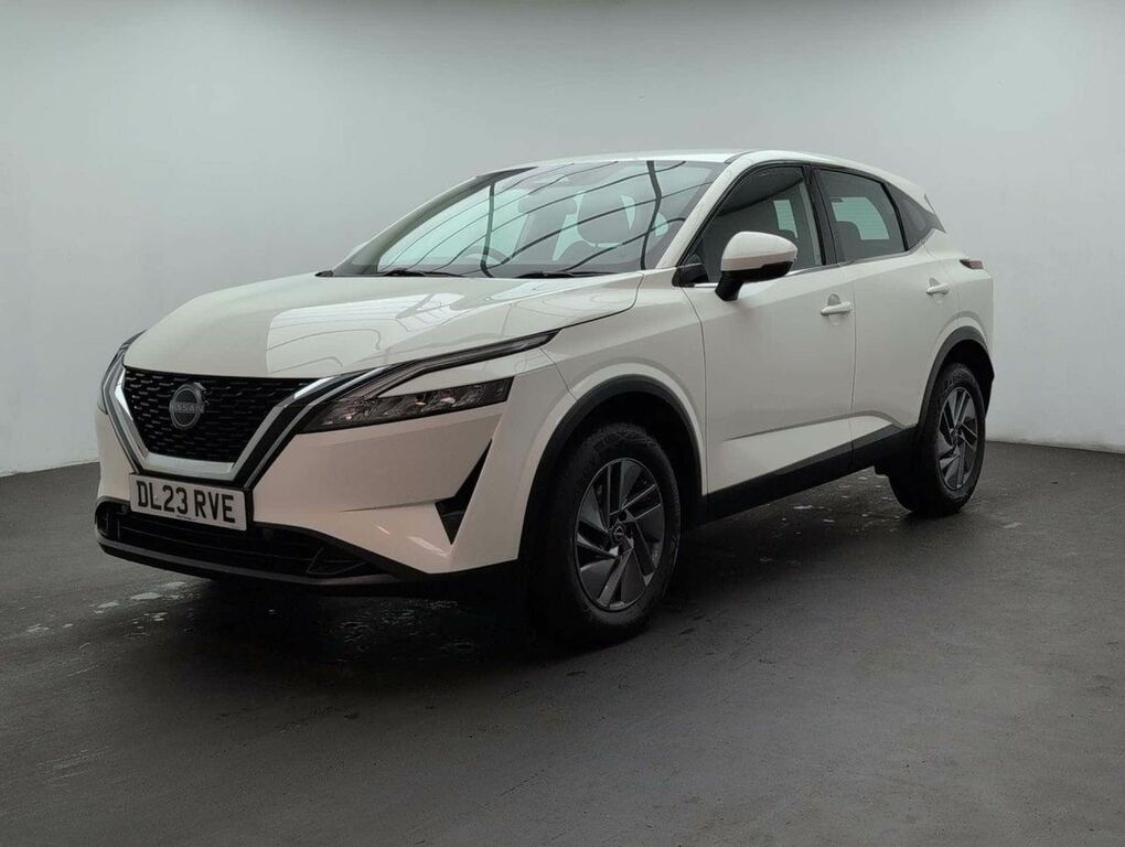 Nissan Qashqai 1.3 Qashqai Acenta Premium Dig-t Mhev White #4