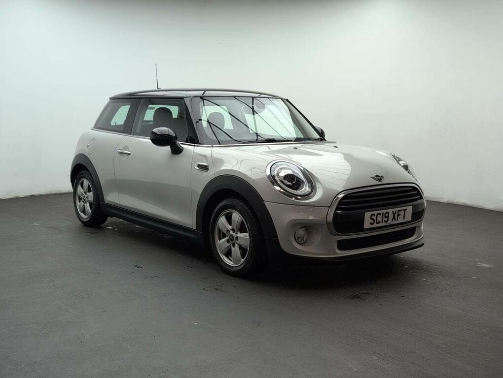 Mini Hatch 1.5 Cooper Classic SC19XFT Silver #2
