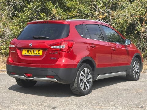 Suzuki SX4 S Cross 1.4 Boosterjet Mhev Red #4