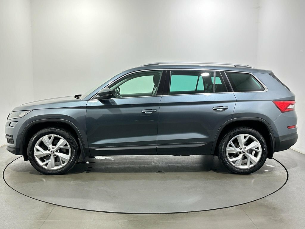 Skoda Kodiaq 2L Edition CU67YFH Grey #4