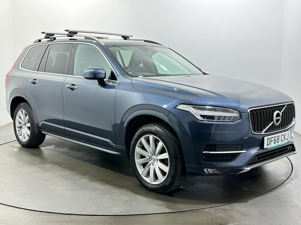 Volvo XC90 2L Momentum Blue