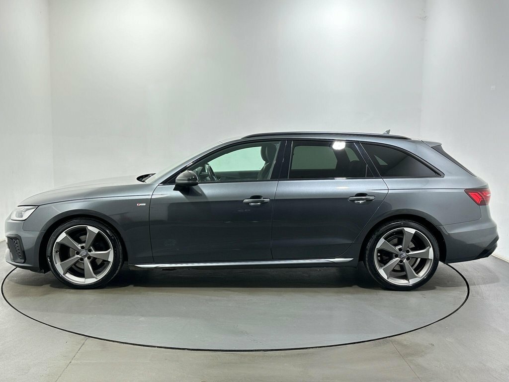 Audi A4 Avant 2L Black Edition Grey #4