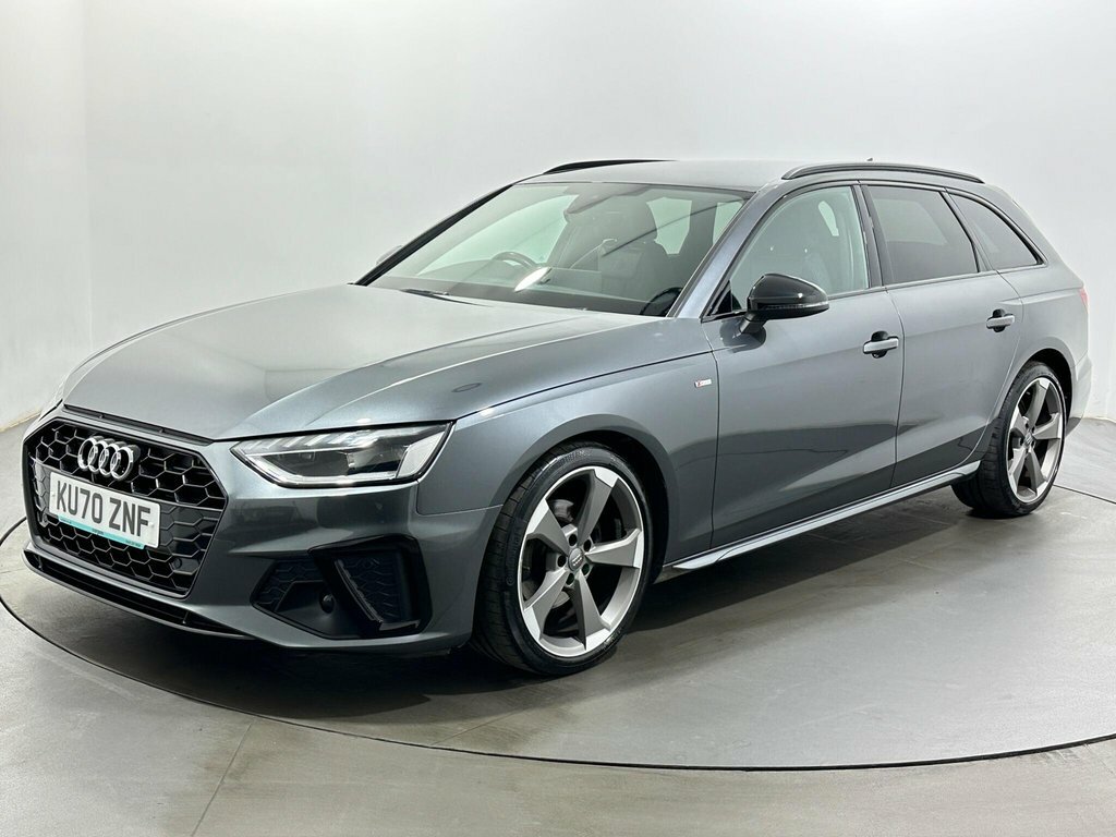 Audi A4 Avant 2L Black Edition Grey #3
