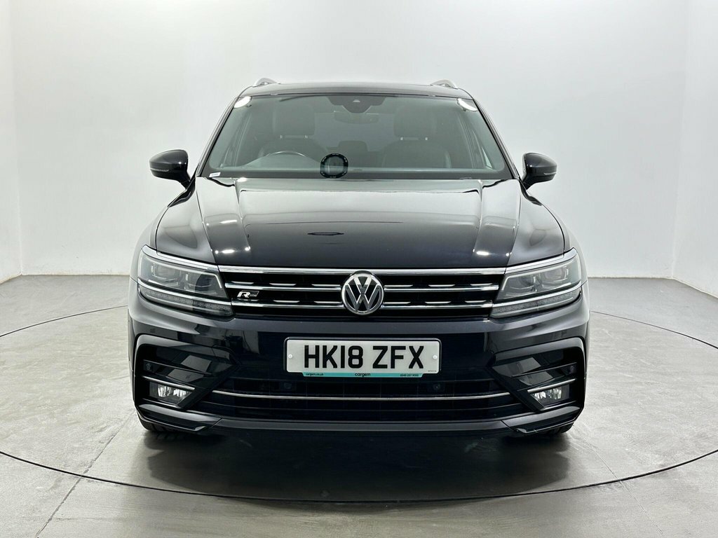 Volkswagen Tiguan 2L R-line HK18ZFX Black #2