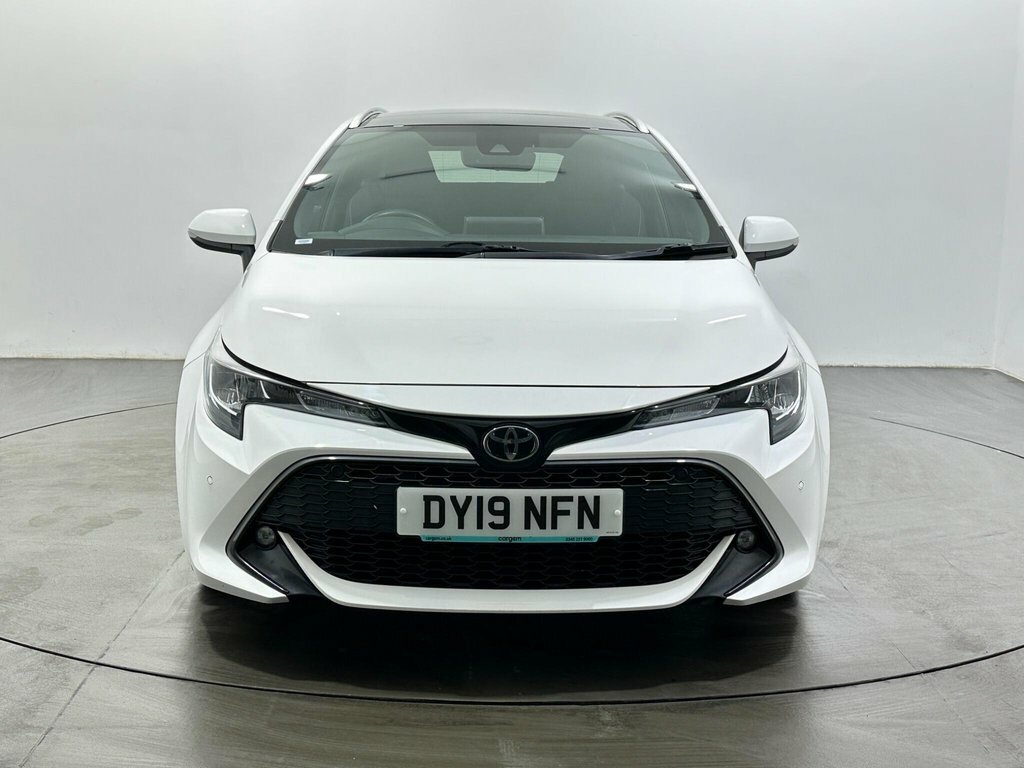 Toyota Corolla 1.2L Design White #2