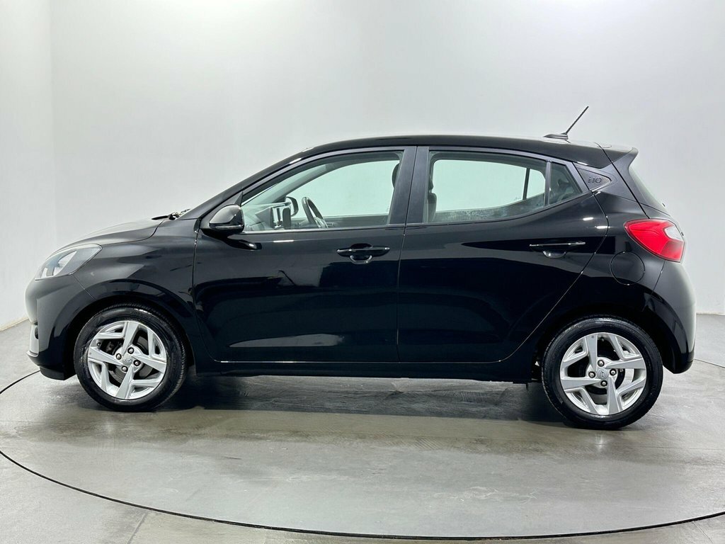 Hyundai I10 1L Se Connect MJ23CXR Black #4