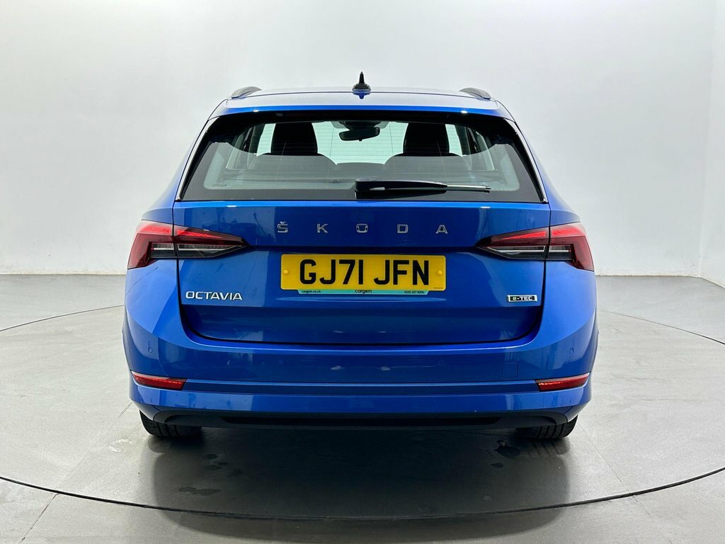 Skoda Octavia 1L Se Blue #6