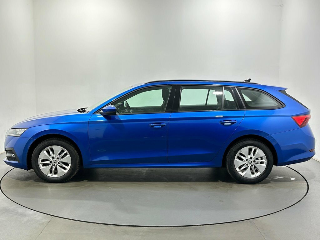 Skoda Octavia 1L Se Blue #4