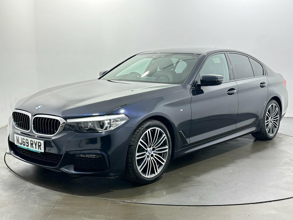BMW 5 Series 2L M Sport MJ69RYR Black #3