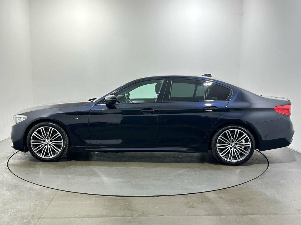 BMW 5 Series 2L M Sport MJ69RYR Black #4